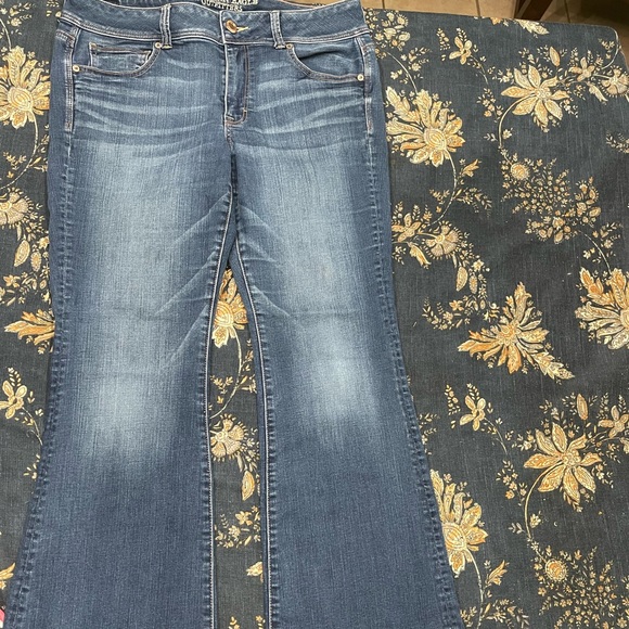 American Eagle Outfitters Denim - American Eagle Jeans Size 14